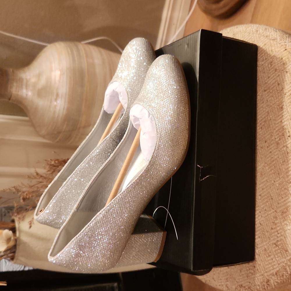 Elegant Silver Glitter Block Heel Shoes